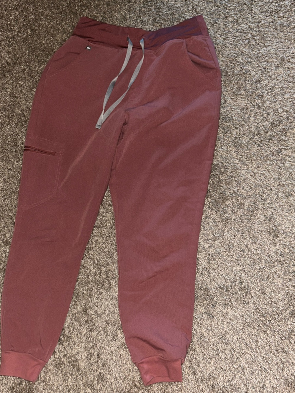 Mauve FIGS joggers small